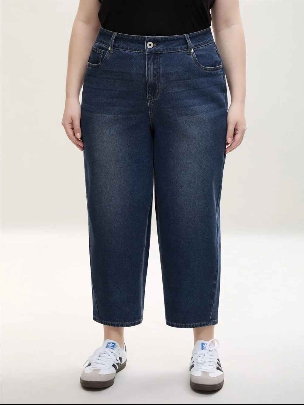 BloomChic Dark Blue Ankle-Length Relaxed Jeans size 16